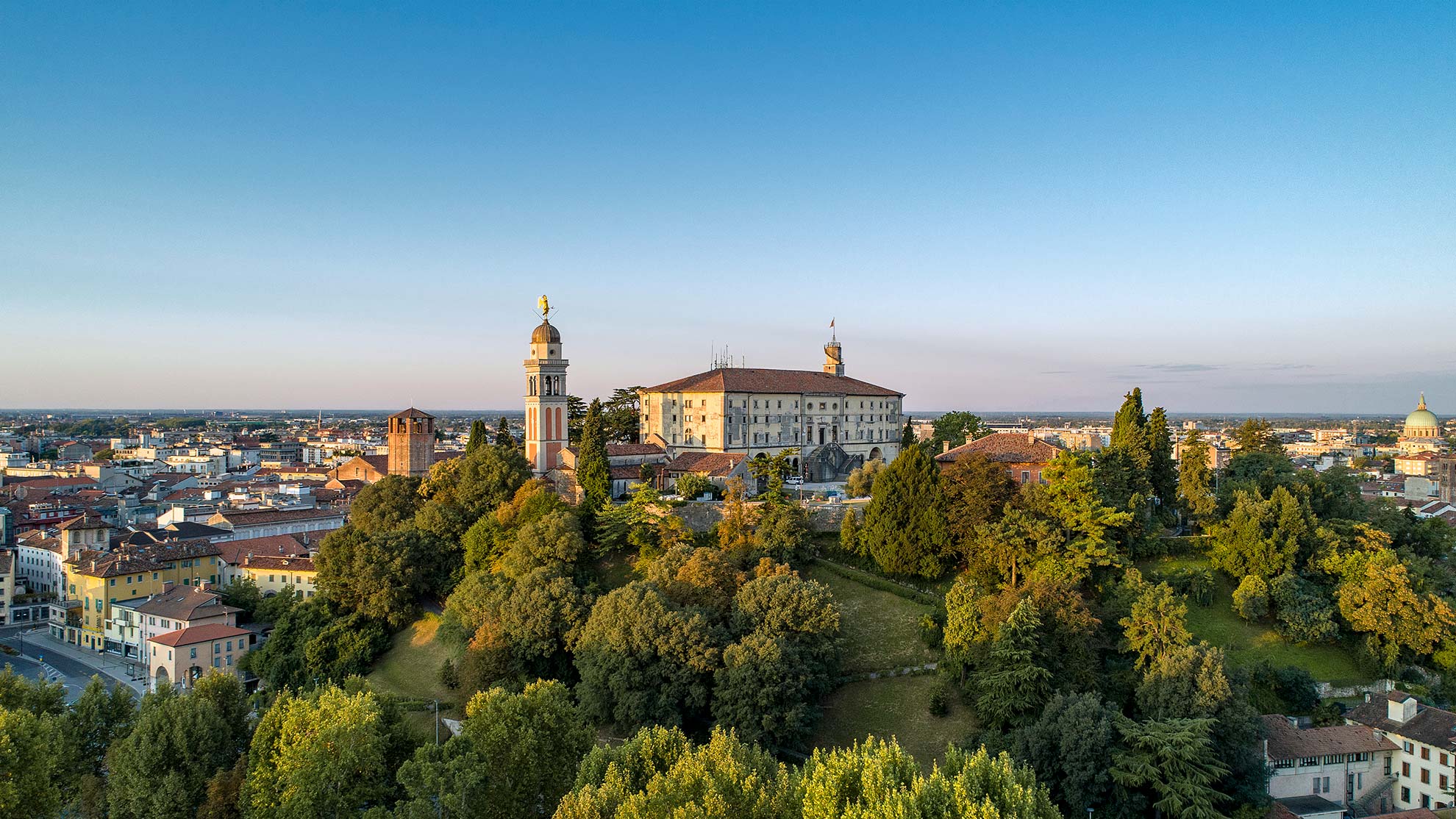 Gestioni Casanova è a Udine panoramica di Udine